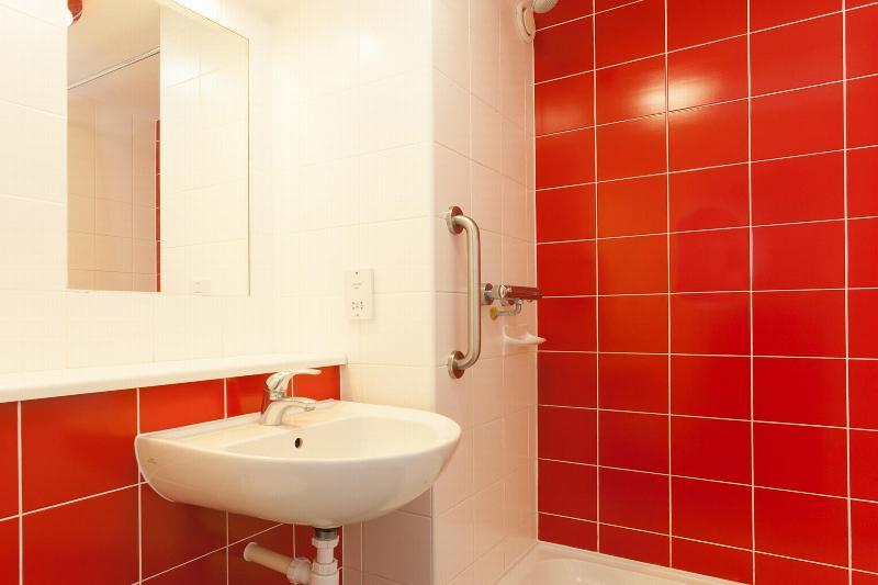 Travelodge Bracknell Central Zewnętrze zdjęcie